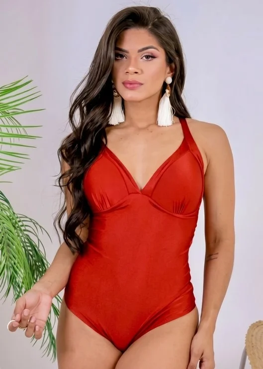 One-piece swimsuit with adjustable straps